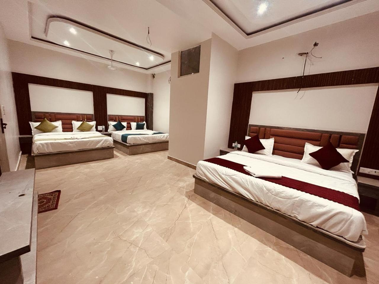Homestay Wooibhotels The Solitaire Vrindavan