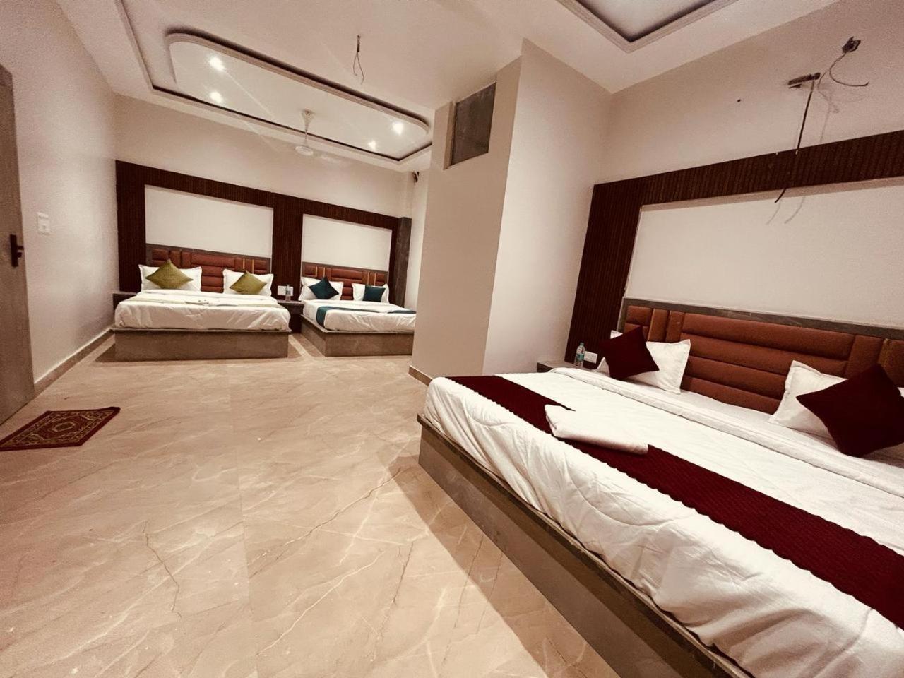 Homestay Wooibhotels The Solitaire Vrindavan